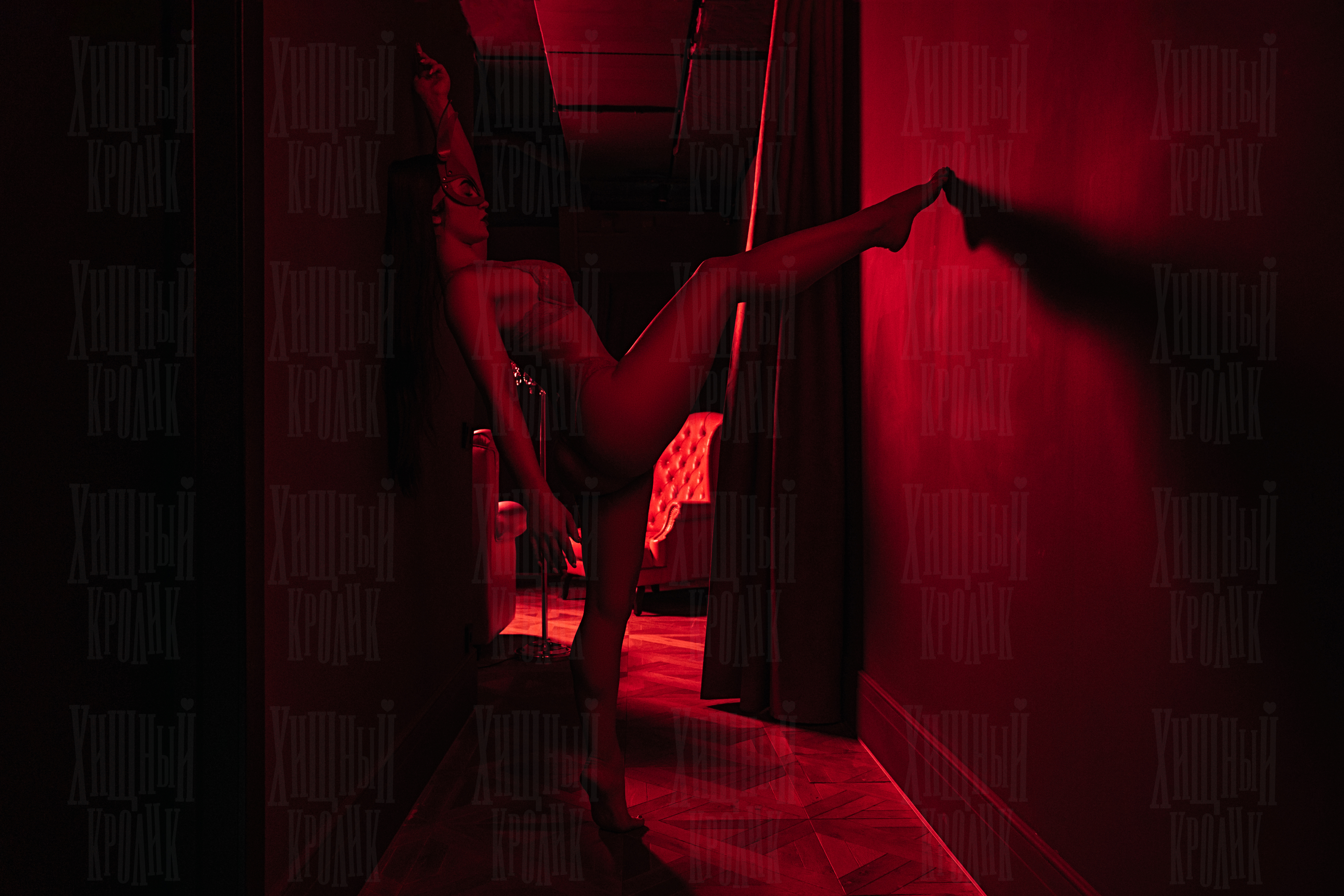 Эротический массаж с пип-шоу: что такое и кому может понравится